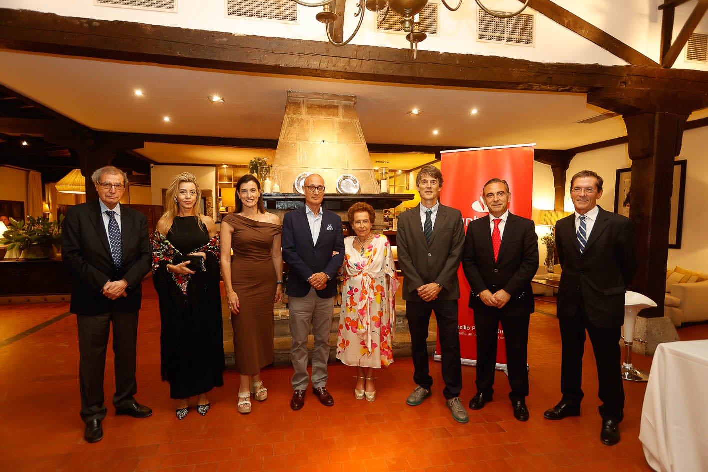 Manuel Ángel Castañeda, Miriam Menéndez, Gema Igual, Juan Antonio González Fuentes, Elena García Botín, Francisco Matorras Weinig, Manuel Iturbe y Antonio Tornel.