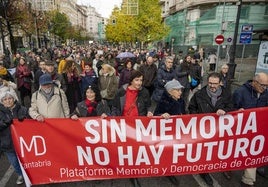 Manifestación en defensa de la Ley de Memoria Histórica en Santander, en 2023.