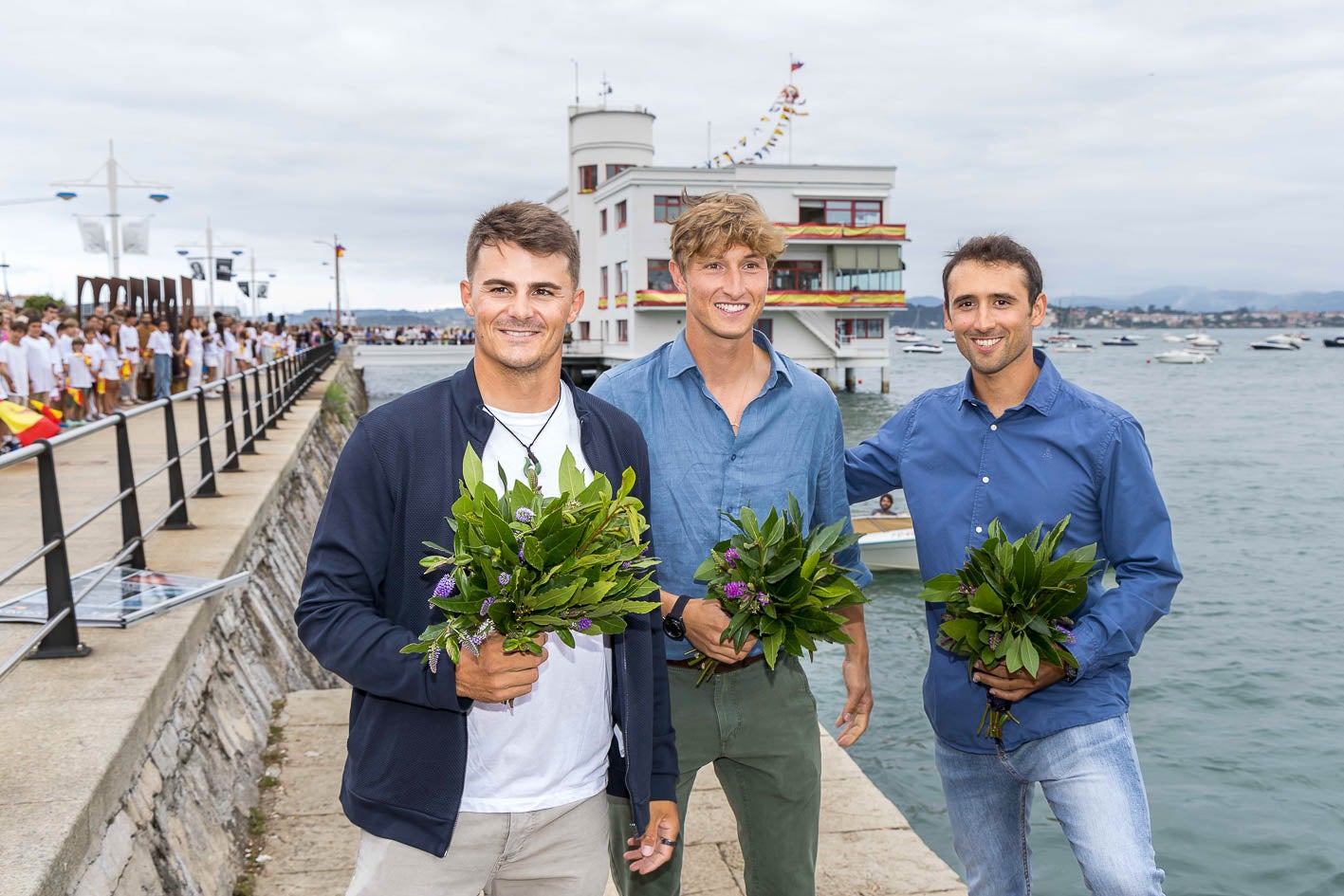 Diego Botín, Florian Trittel y Álvaro del Arco, a su llegada al homenaje del Marítimo.