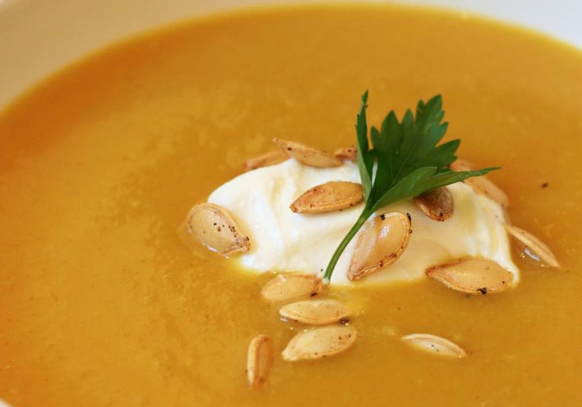 Crema de calabaza y curry.