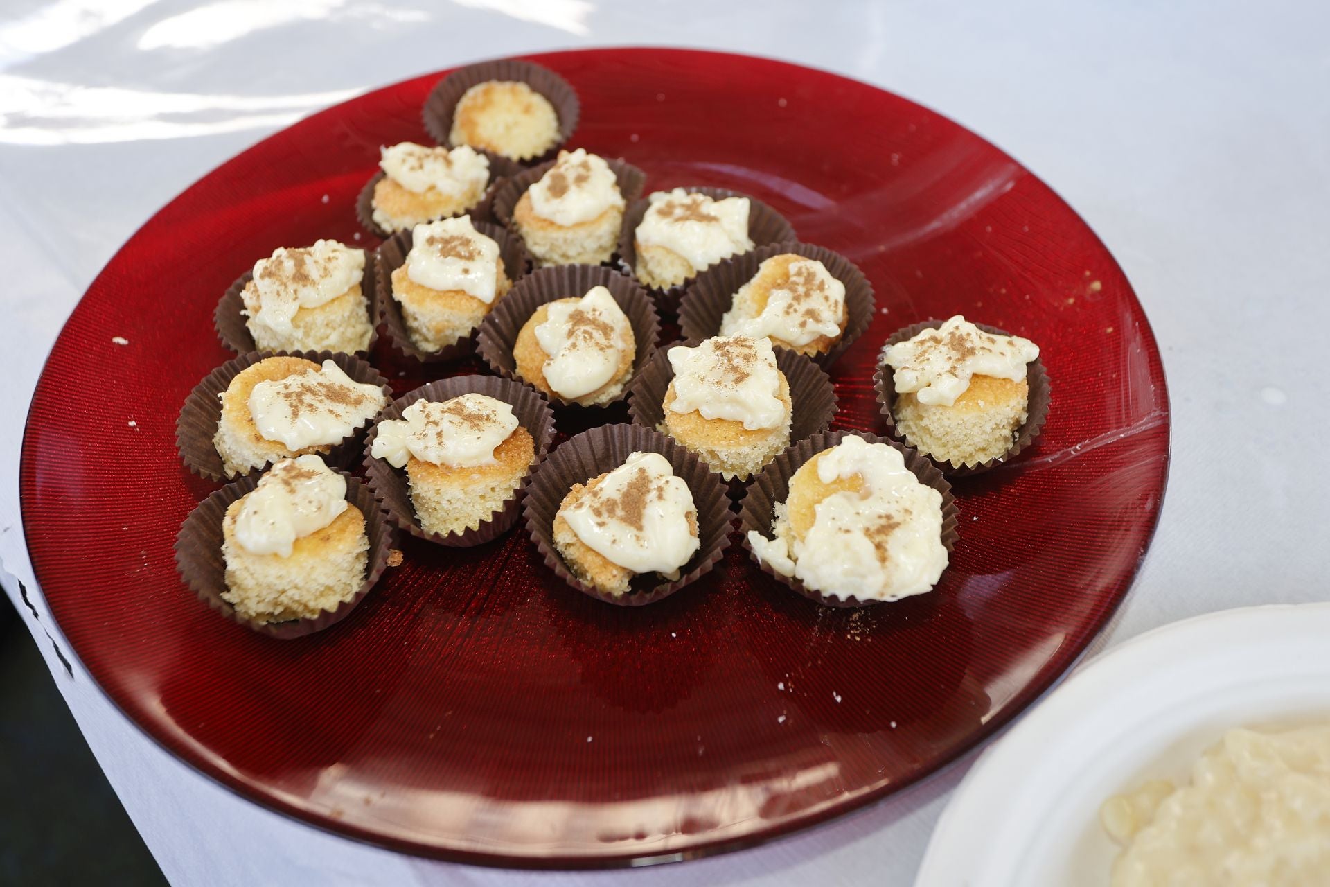 Estos bombones de arroz con leche y base de sobao se hicieron con el tercer premio de postres, galardonado con 100 euros. 