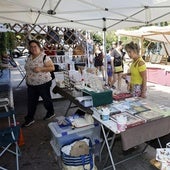 El cuero y la madera llenan de artesanía los jardines de Pequeñeces