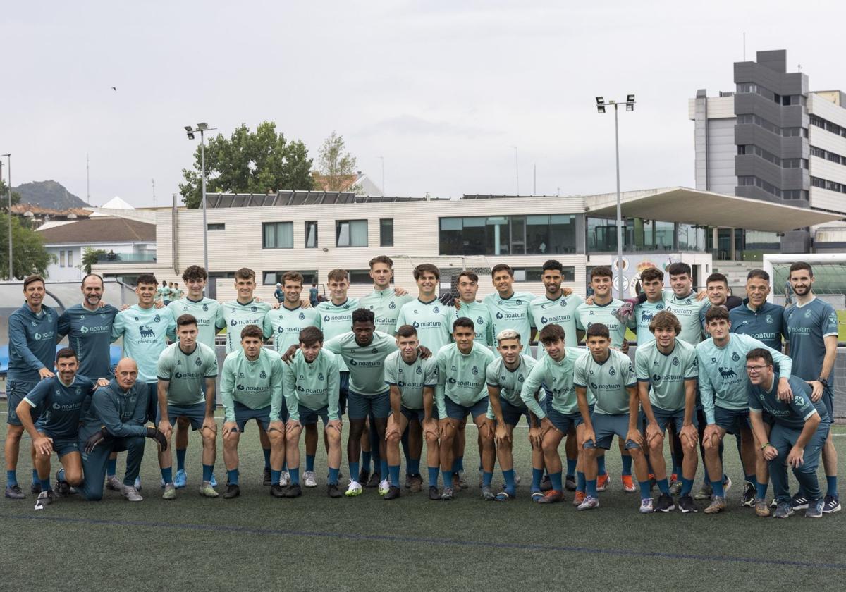 El nuevo Rayo Cantabria para el curso 2024-2025.