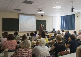 Una de las clases de arte de Unate