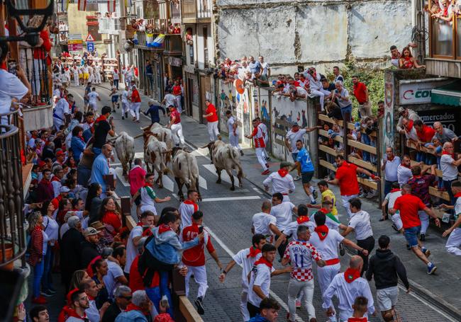 Las fotos del primer encierro.