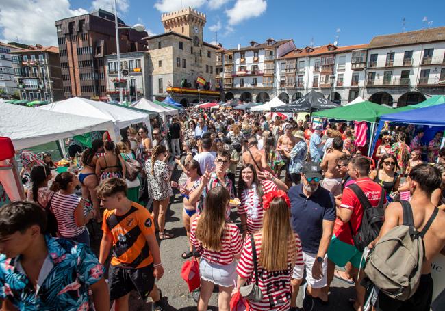 Concurso de marmitas en Castro Urdiales durante sus fiestas.