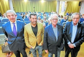 Luis Revenga, Javier Menéndez Llamazares, Jesús Cabezón y Manuel Ángel Castañeda en la apertura del Aula de Cultura.