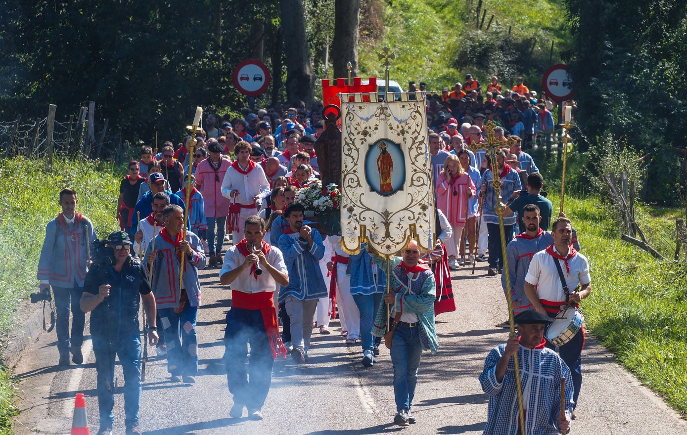 El alcalde de Cartes, Agustín Molleda, ratificó este gran día asegurando que era una de las ediciones más multitudinaria que recordaba.