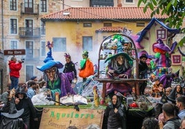 Integrantes de la peña Discoscientes celebrando su 30º aniversario