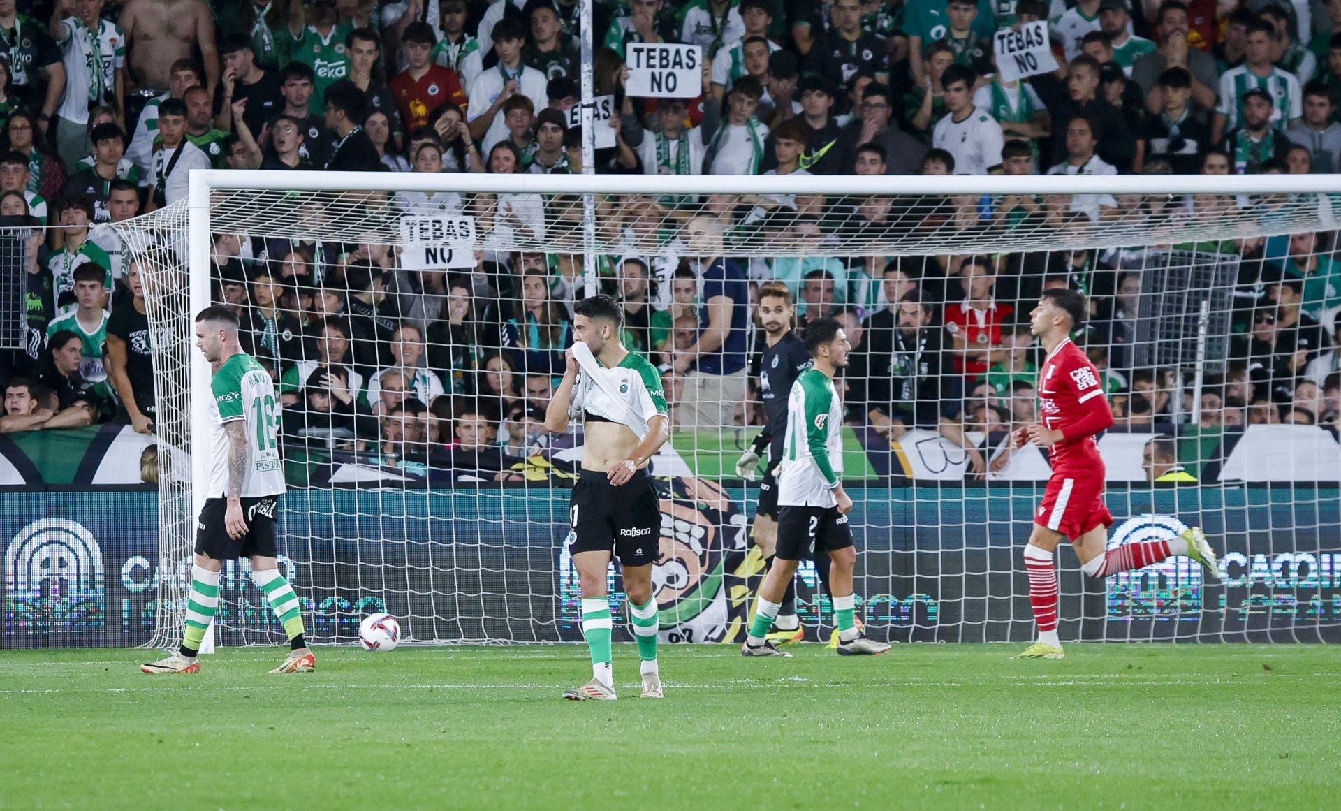 Manu Hernando, Andrés Martín y Unai Vencedor, ayer durante el partido