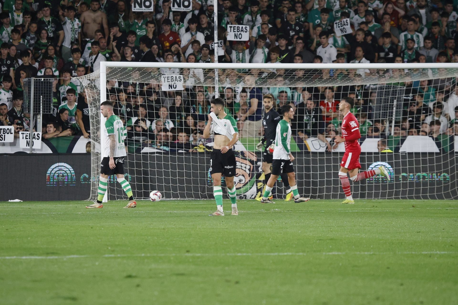 Manu Hernando, Andrés Martín y Unai Vencedor, ayer durante el partido