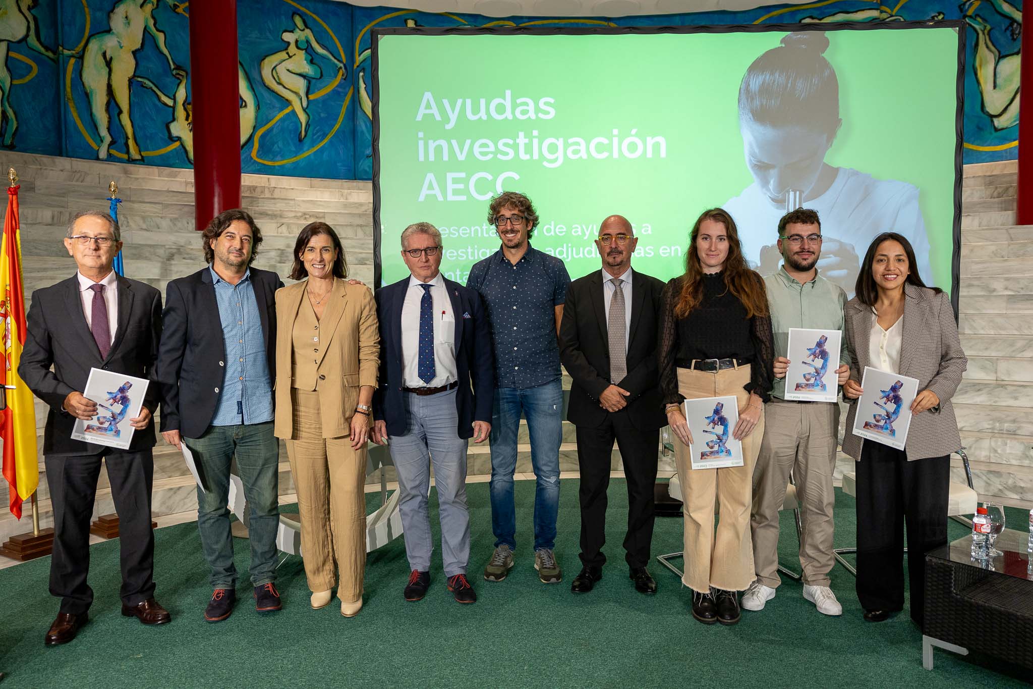 La AECC presenta las ayudas a la investigación en Cantabria