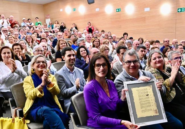 La alcaldesa duranmte la inauguración