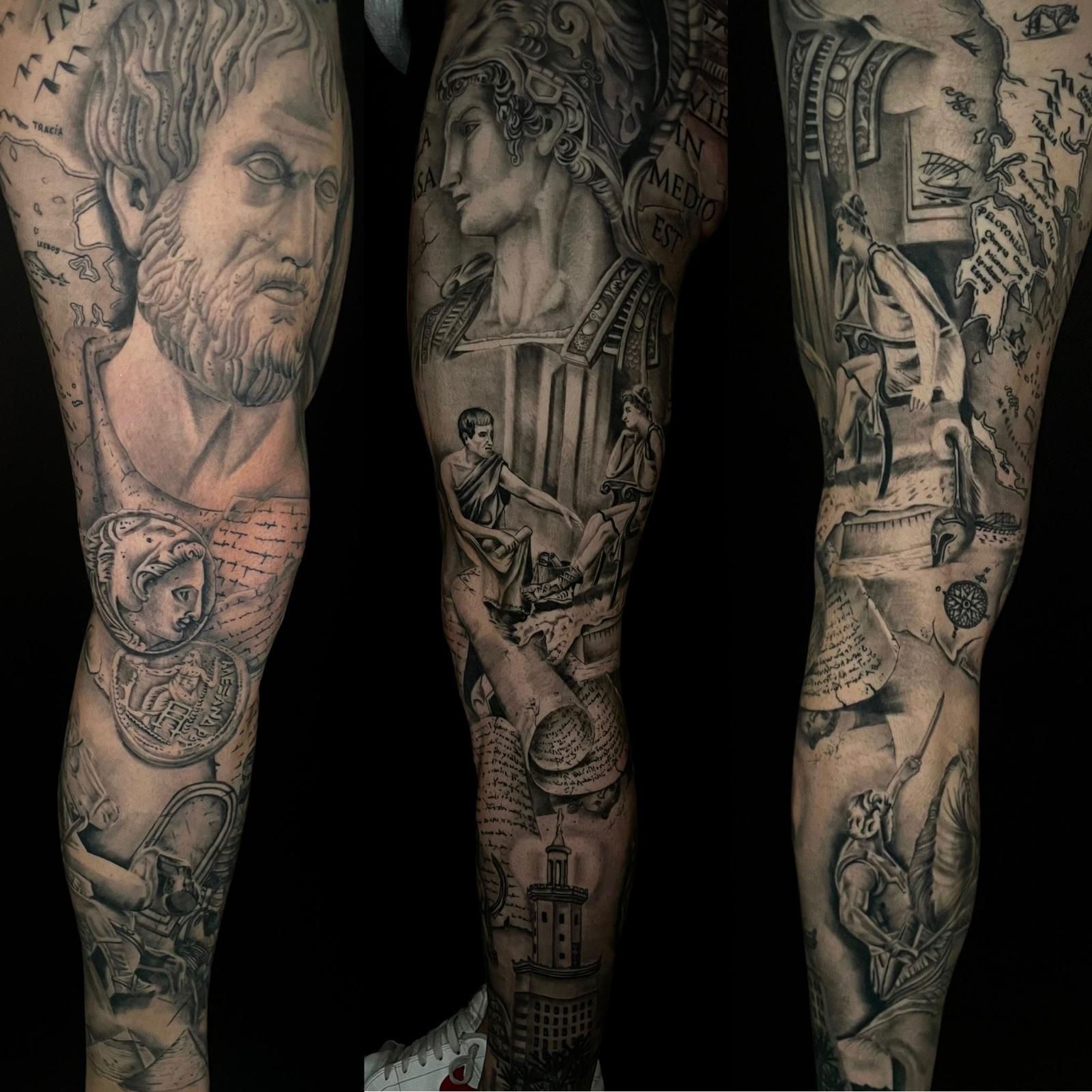 Tatuaje realizado por David Poncela, en el que se prima la mitología clásica y su cultura