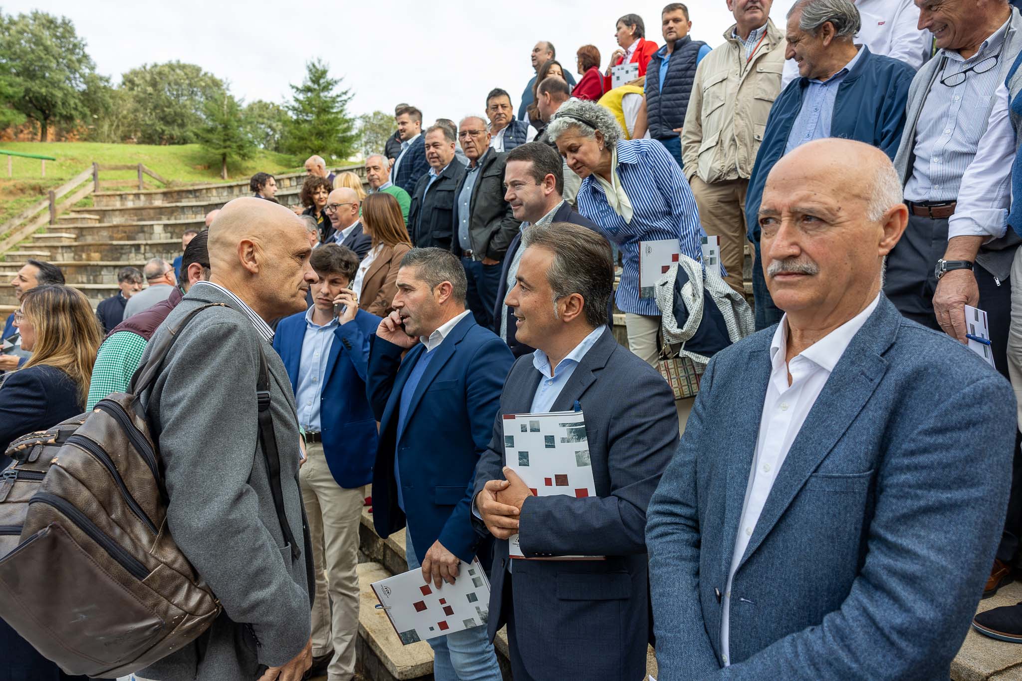 Los alcaldes populares de Cabezón de la Sal, Santiurde de Toranzo, Camargo y Hermandad de Suso.