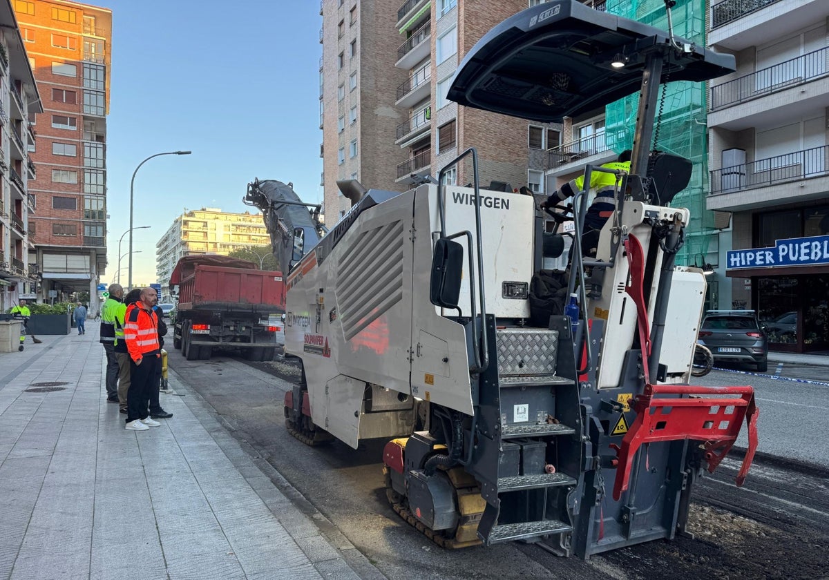 Inicio de las obras en la calle Marqués de Comillas de Laredo.