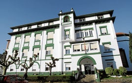 Edificio de la Residencia Municipal de Castro Urdiales.