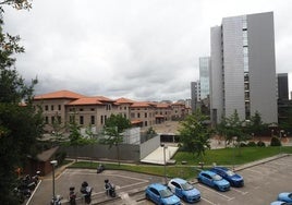 Exterior del Hospital Universitario Marqués de Valdecilla