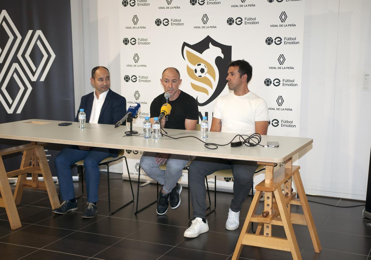 En la presentación estuvieron Pedro Munitis y Cristian Portilla, fundadores de Munitis Lab