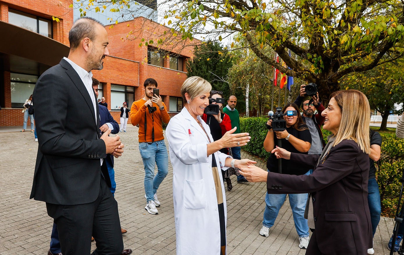 López Estrada, Yolanda Montenegro y María José Sáenz de Buruaga.