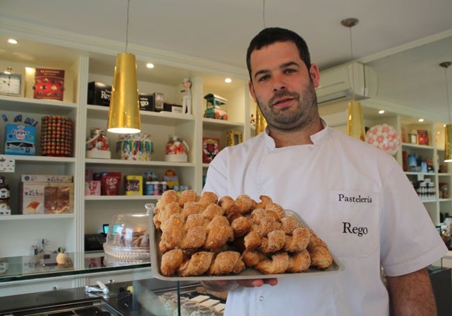 Ramón Diego Rego, maestro pastelero.