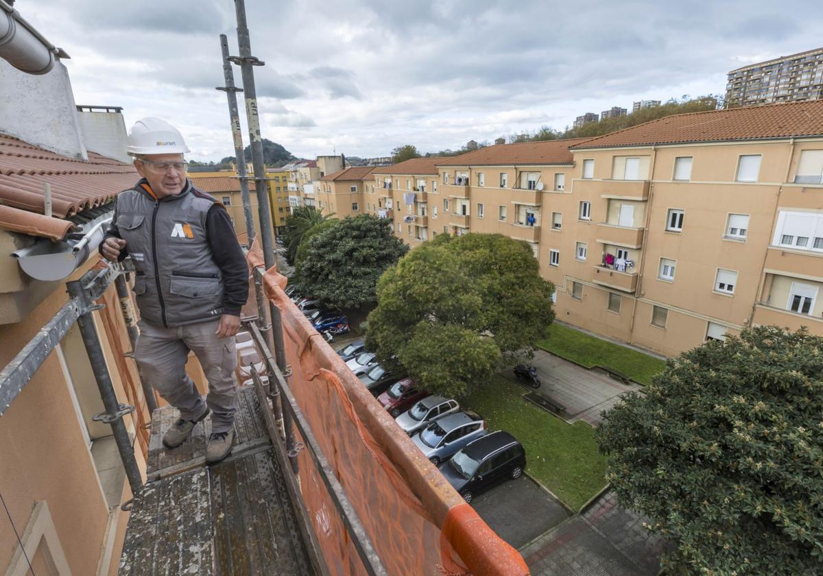 Comienzan las obras para la rehabilitación integral de las &#039;casas de la Renfe&#039;