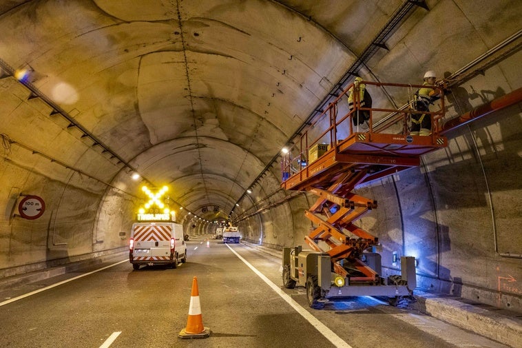 Las obras en el túnel de Gedo, en la A-67 a su paso por Cieza, se ejecutan durante la noche.