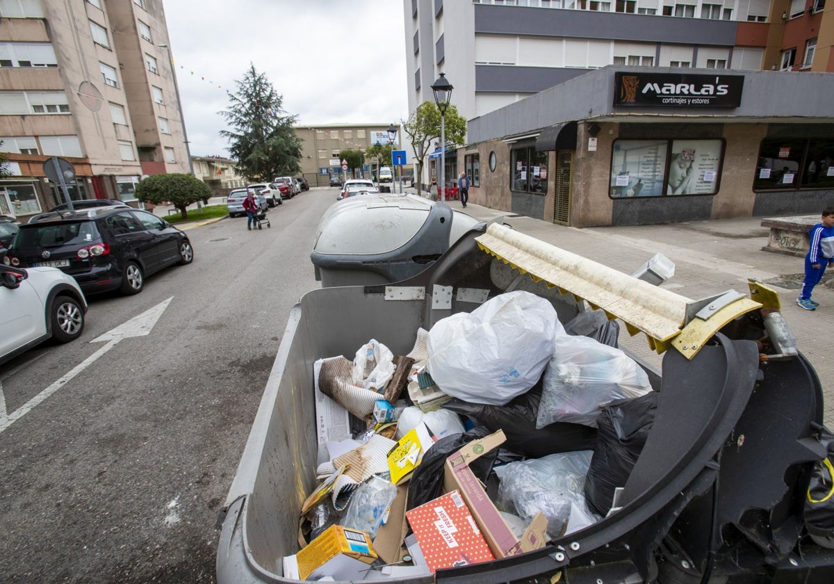 La renovación de contenedores tras el conflicto de la basura ya tiene reflejo presupuestario.