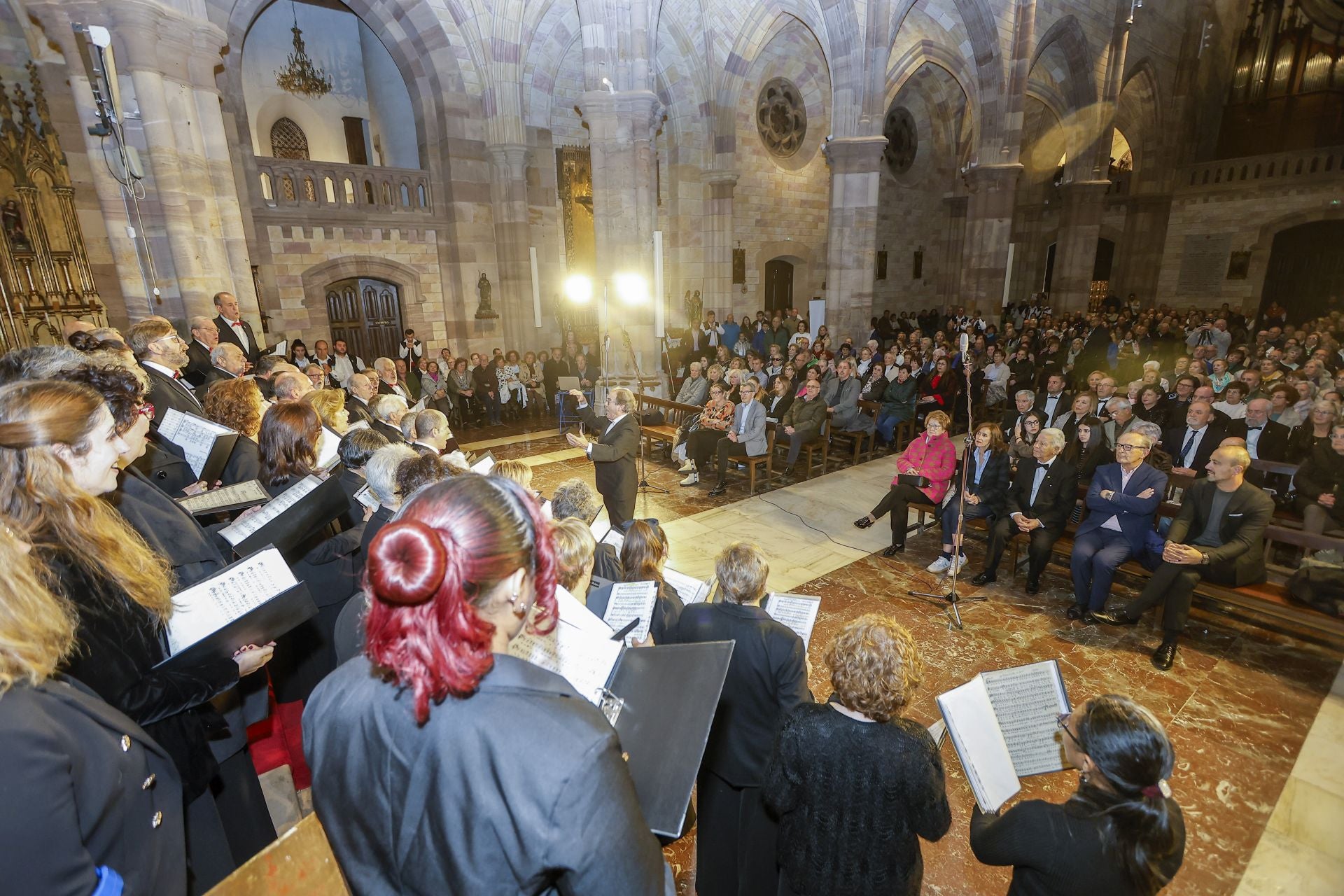 La iglesia de La Asunción fue el magnífico escenario del homenaje.