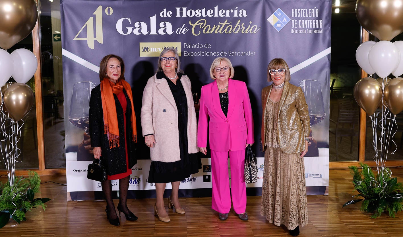 Marta Gómez, Paula Alonso, Paulina Silvino y Natividad Pérez.