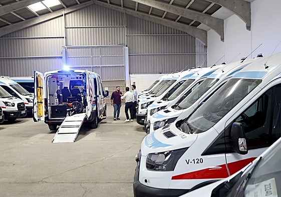 Ambulancias del transporte sanitario de Diavida.