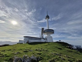 La cima del Pico Llen constituye el punto más alto de la ruta y permite unas vistas inmejorables de gran parte de la región