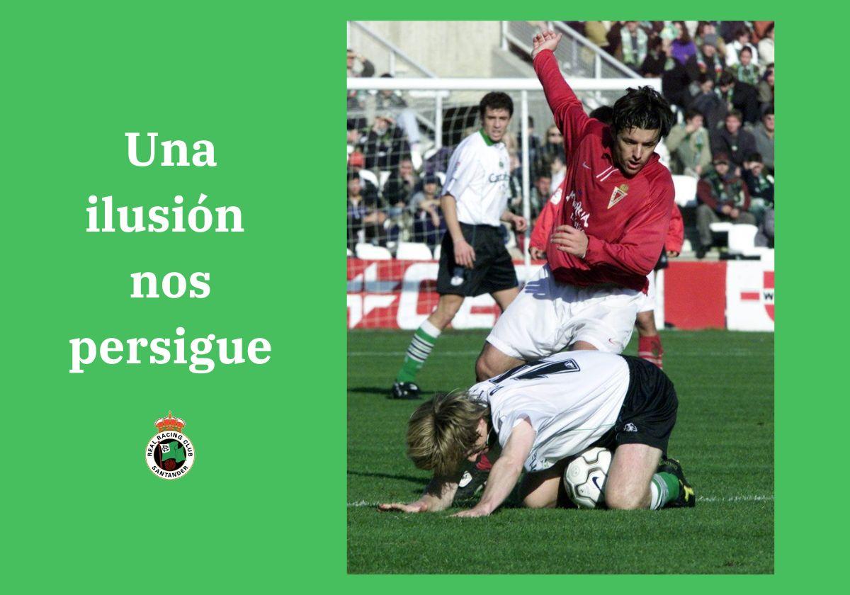 Diego Mateo protege un balón ante un jugador del Murcia en la 2001-2002.