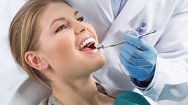 Limpieza dental + revisión y diagnóstico por 15€