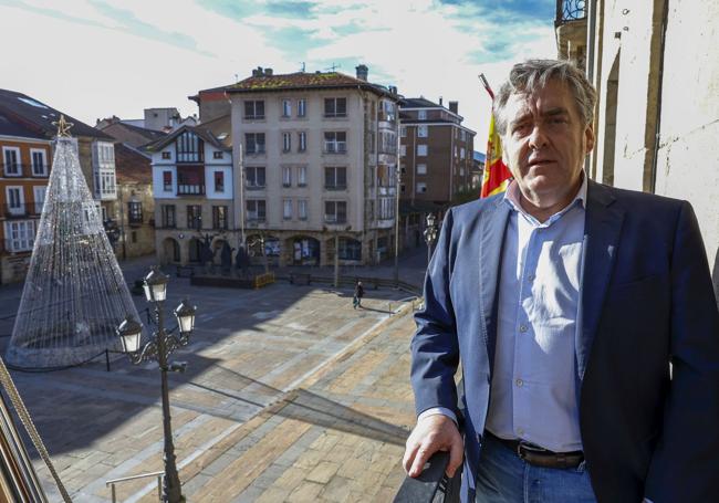 José Luis López.