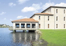 Sala acristalada de las Casa de las Mareas de Soano.