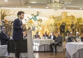 Decenas de empresarios se congregaron en el Hotel Bahía para asistir al foro económico de El Diario Montañés, el último del año 2024.