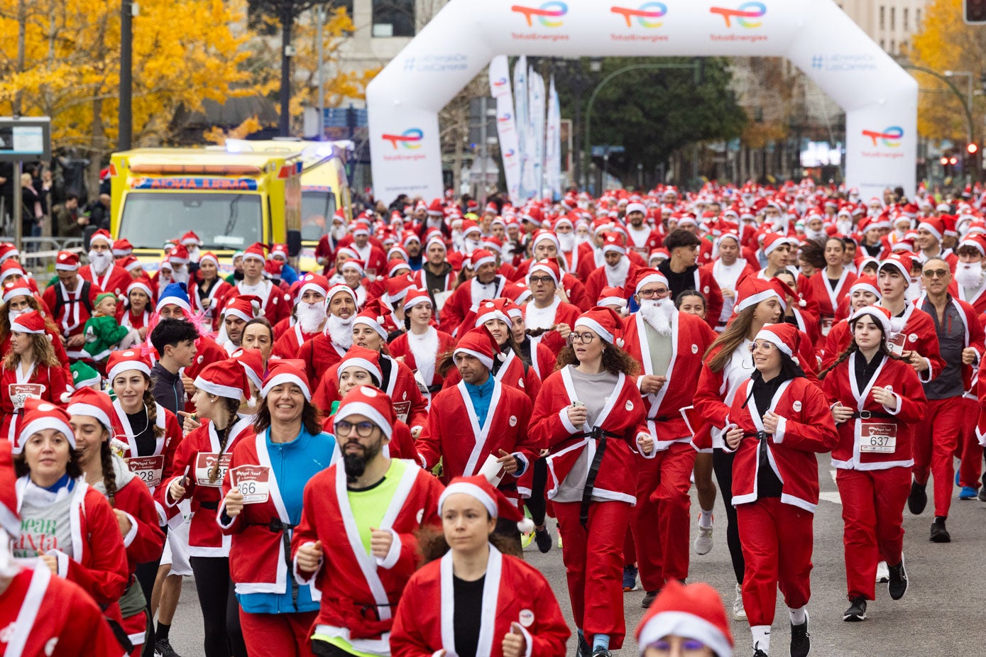 Búscate en la carrera de Papá Noel de Santander