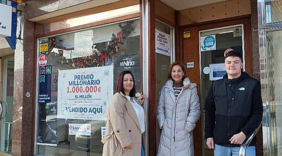 La Administración de Loterías 'Laquetoca' de Los Corrales vuelve a hacer honor a su nombre