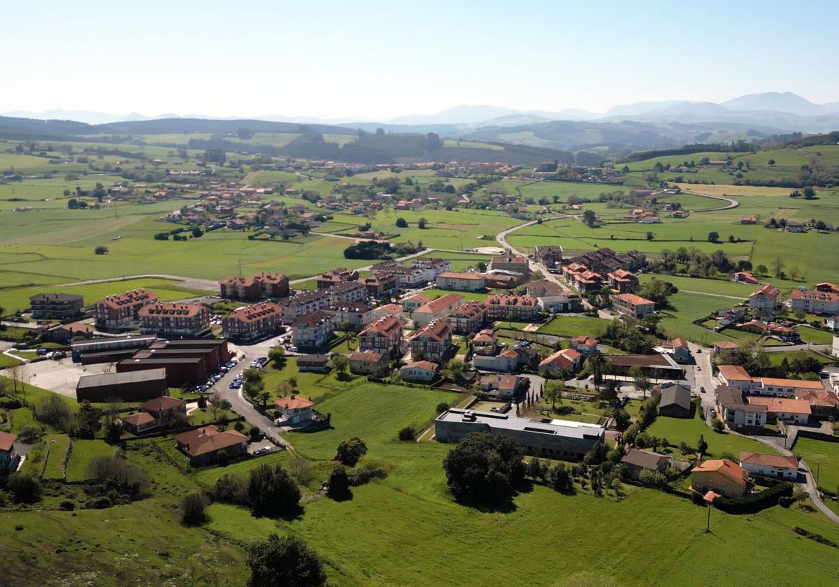 Vista aérea del pueblo de San Miguel de Meruelo.