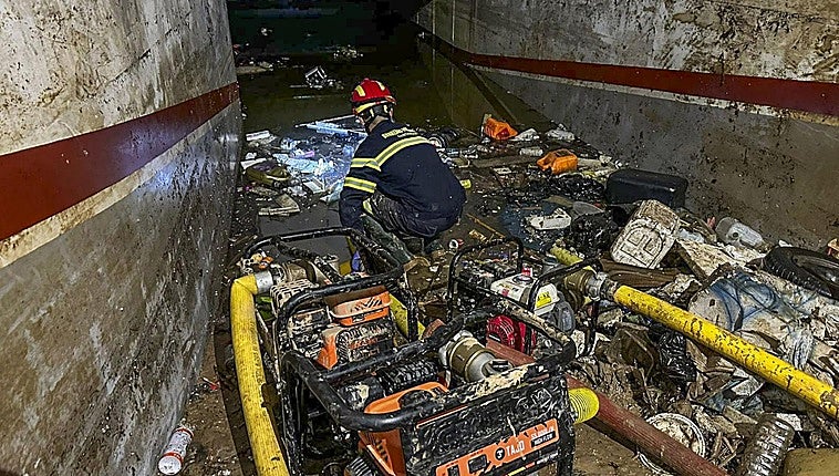 Bomberos voluntarios recuerdan su paso por Valencia: «Era un escenario de guerra»