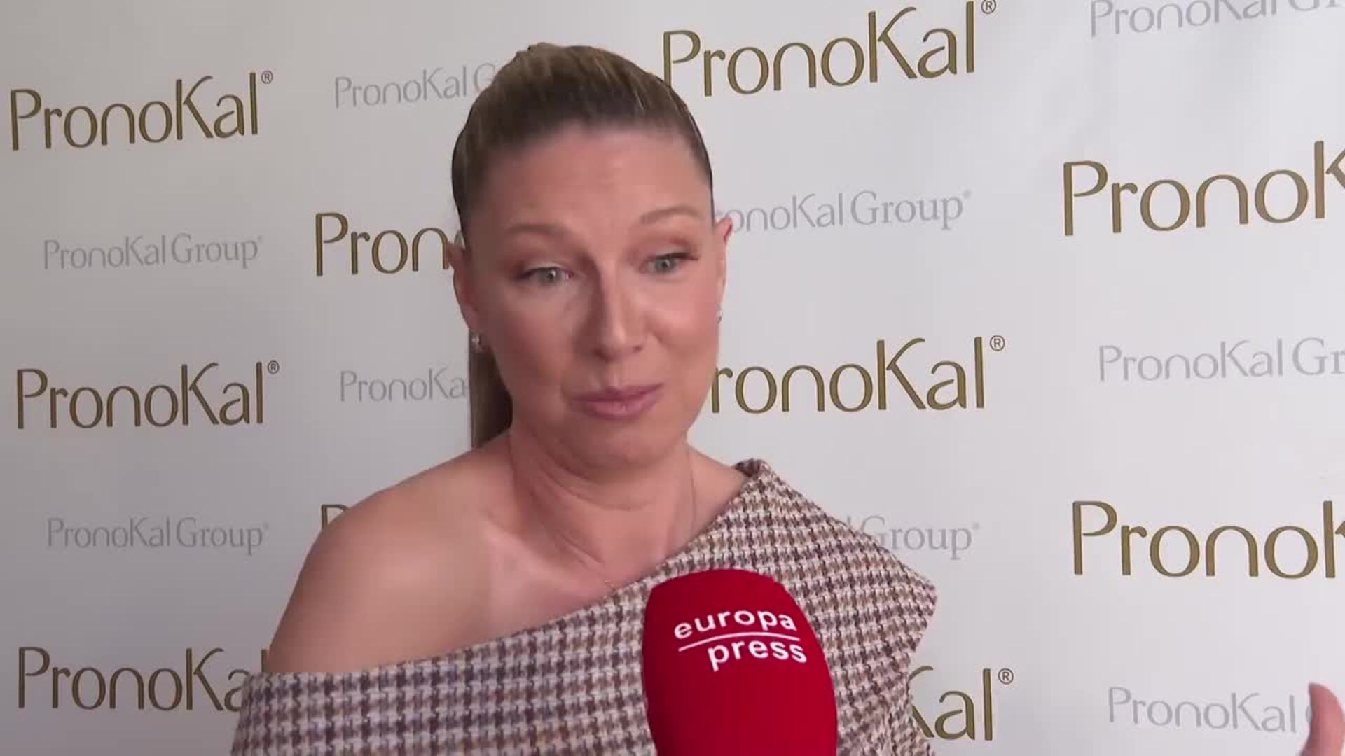 Anne Igartiburu revela que está "abierta al amor" y niega mala relación con Jordi González