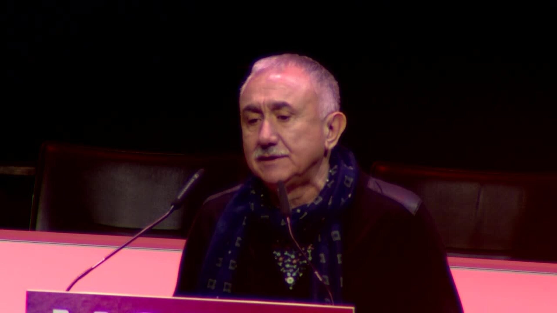 Álvarez (UGT) dice que Sánchez es de "fiar" y le pide un acuerdo que retribuya a los sindicatos