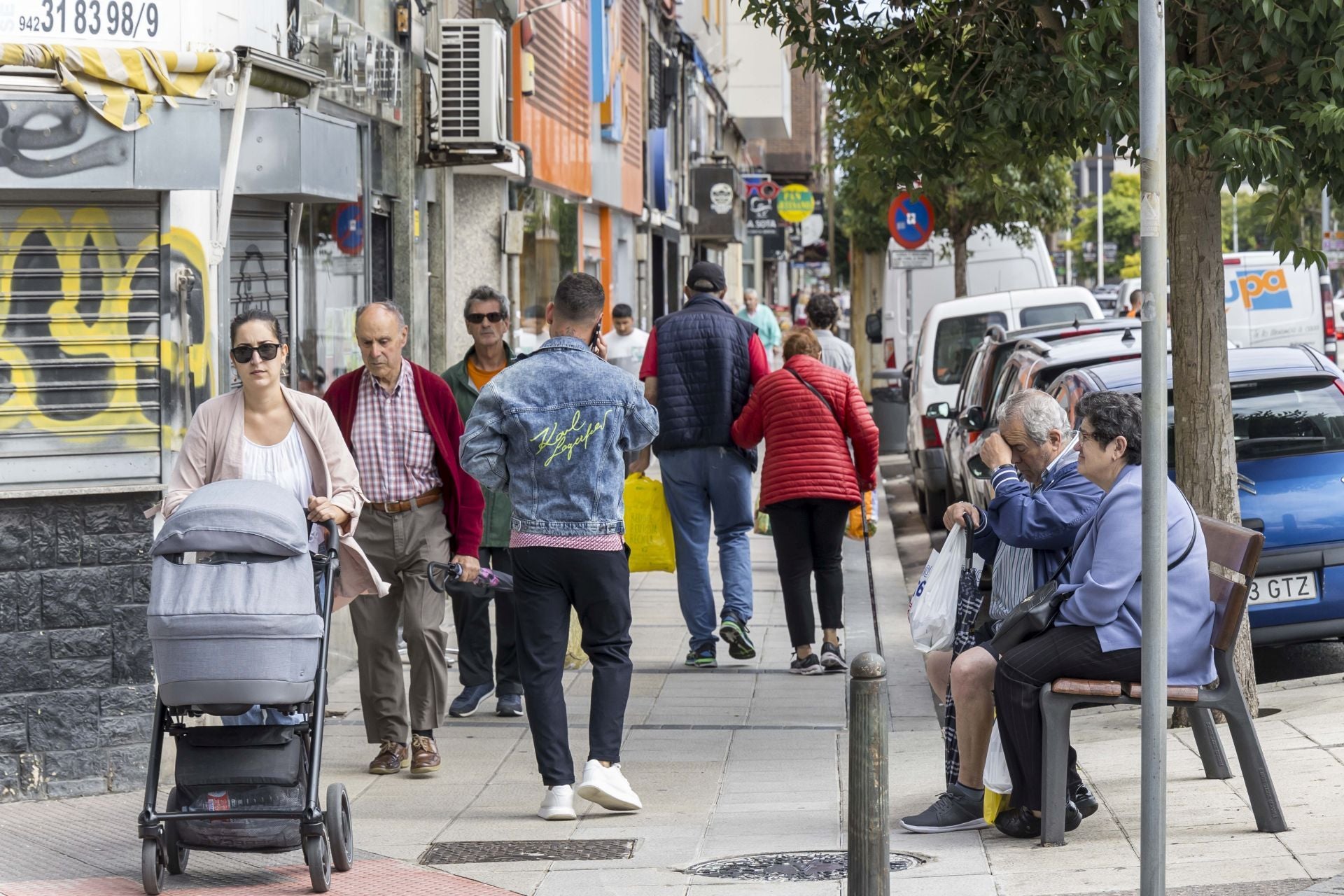 Cantabria está cada vez más envejecida, con menos niños y más inmigrantes.