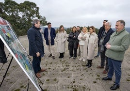 Autoridades en la inauguración de la conexión con la Autovía del Agua.