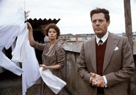 Scola dirige a Sophia Loren y Marcello Mastronianni.