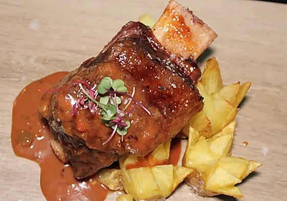 Costilla de ternera a baja temperatura.