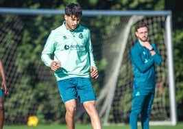 Víctor Meseguer, en el entrenamiento en La Albericia.