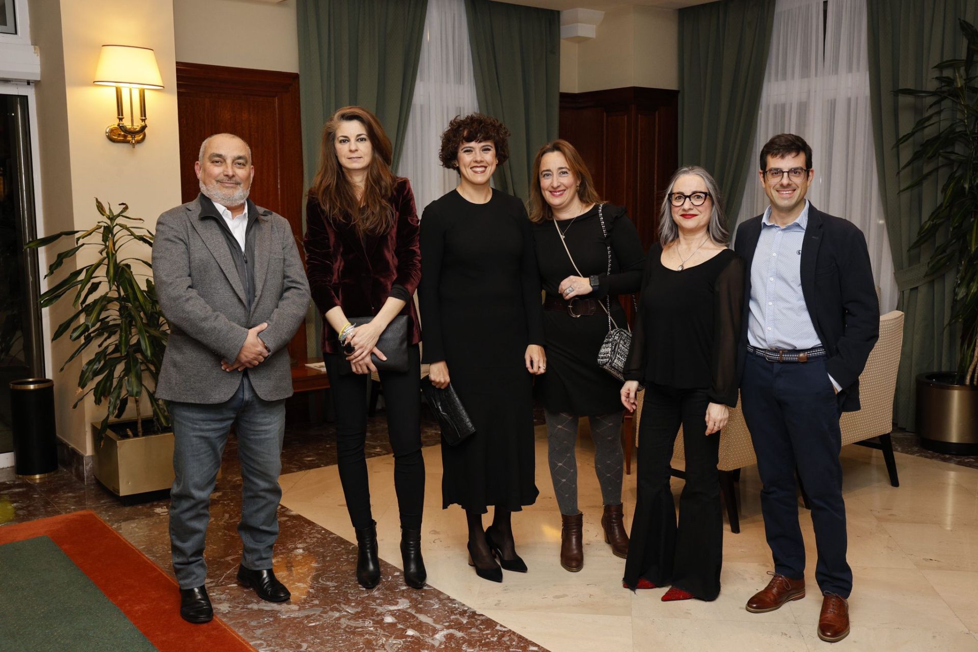 Marcos Bermejo, Ana Carral, Mari Cruz Cagigas, Lorena Cagigas, Isabel Sandoval y Víctor Puente.