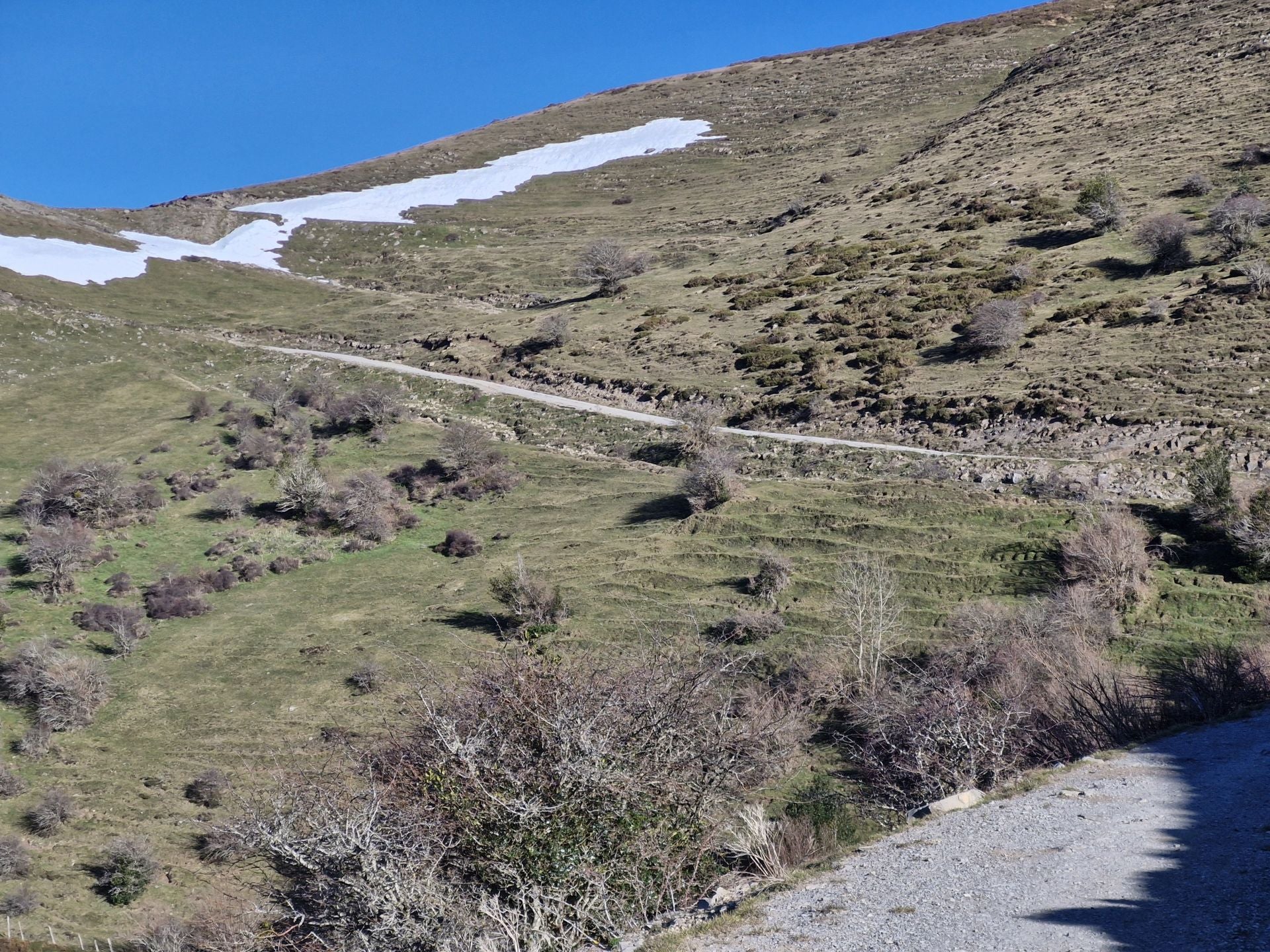 Las pendientes que hay en toda la ruta no son exigentes.